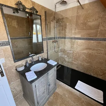 Manoir D'amaury - D'hotes *