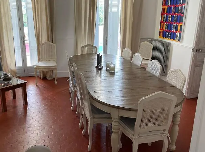 Manoir D'amaury - D'hotes *